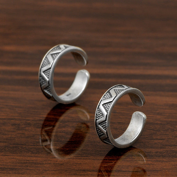 Zigzag Pattern Oxidized Toe Ring – Sterling Silver
