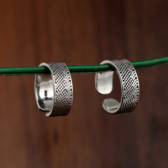 Geometric Pattern Oxidized Toe Ring - Sterling Silver