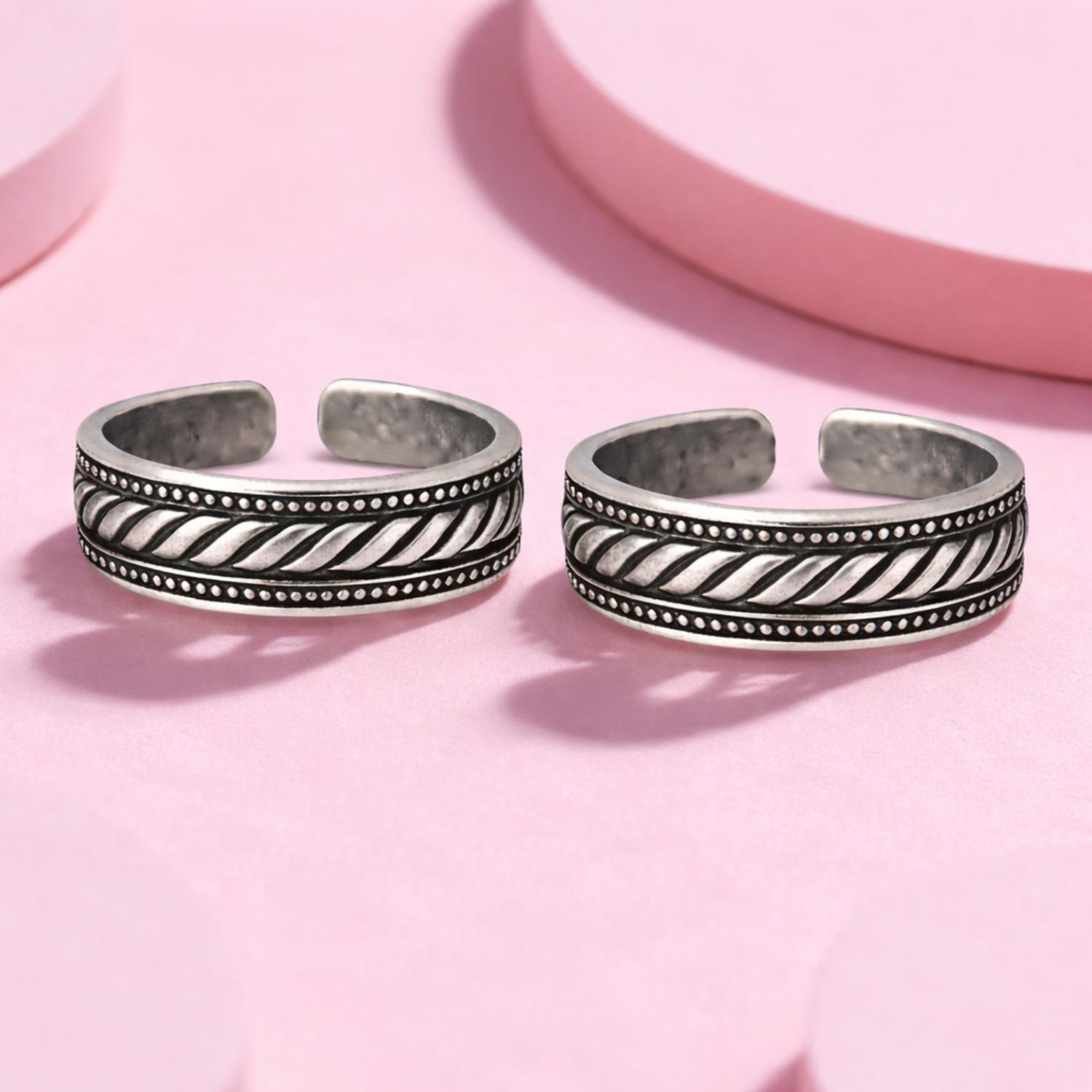 Twisted Rope Adjustable Toe Ring - Sterling Silver Oxidized