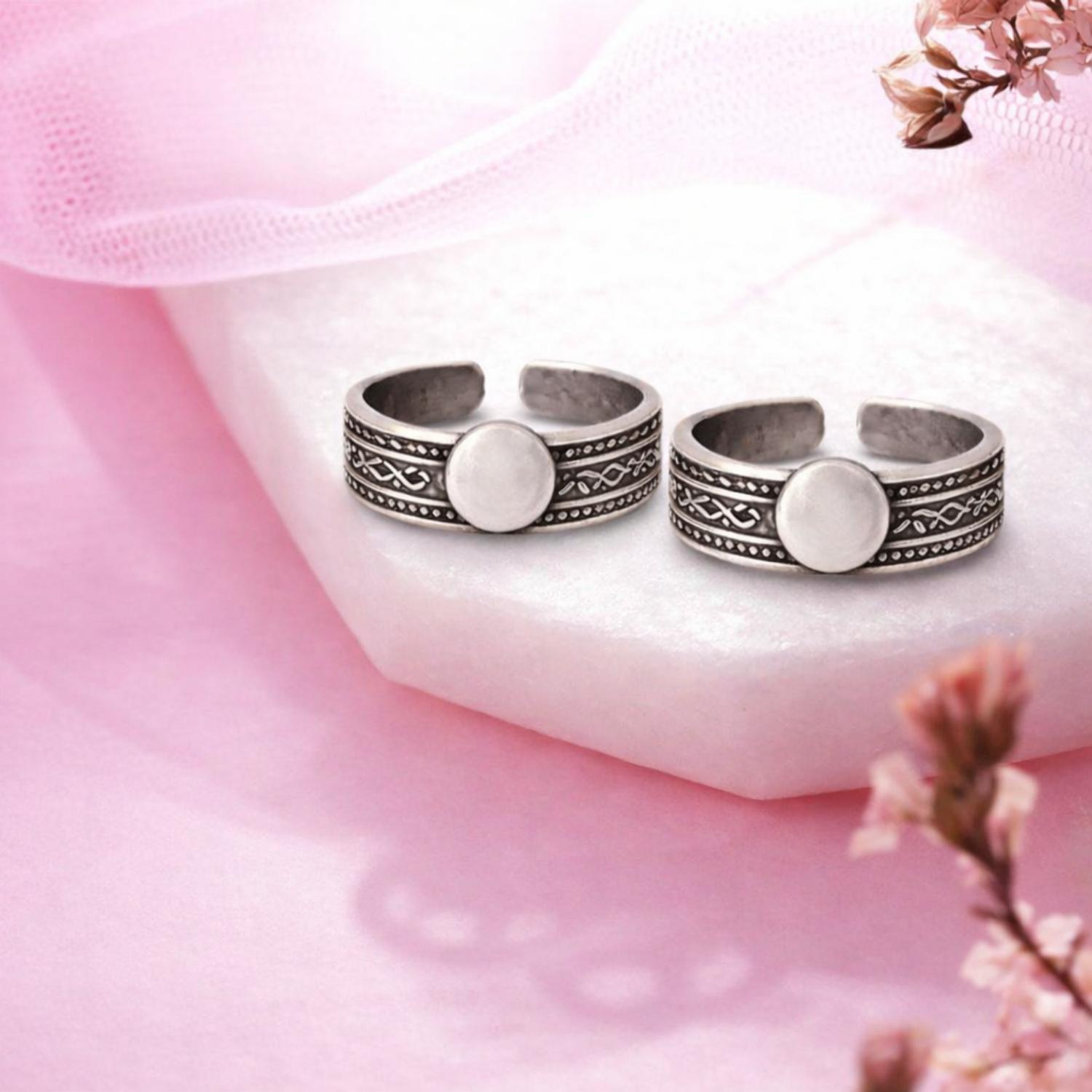 Plain Disc Adjustable Toe Ring - Sterling Silver Oxidized