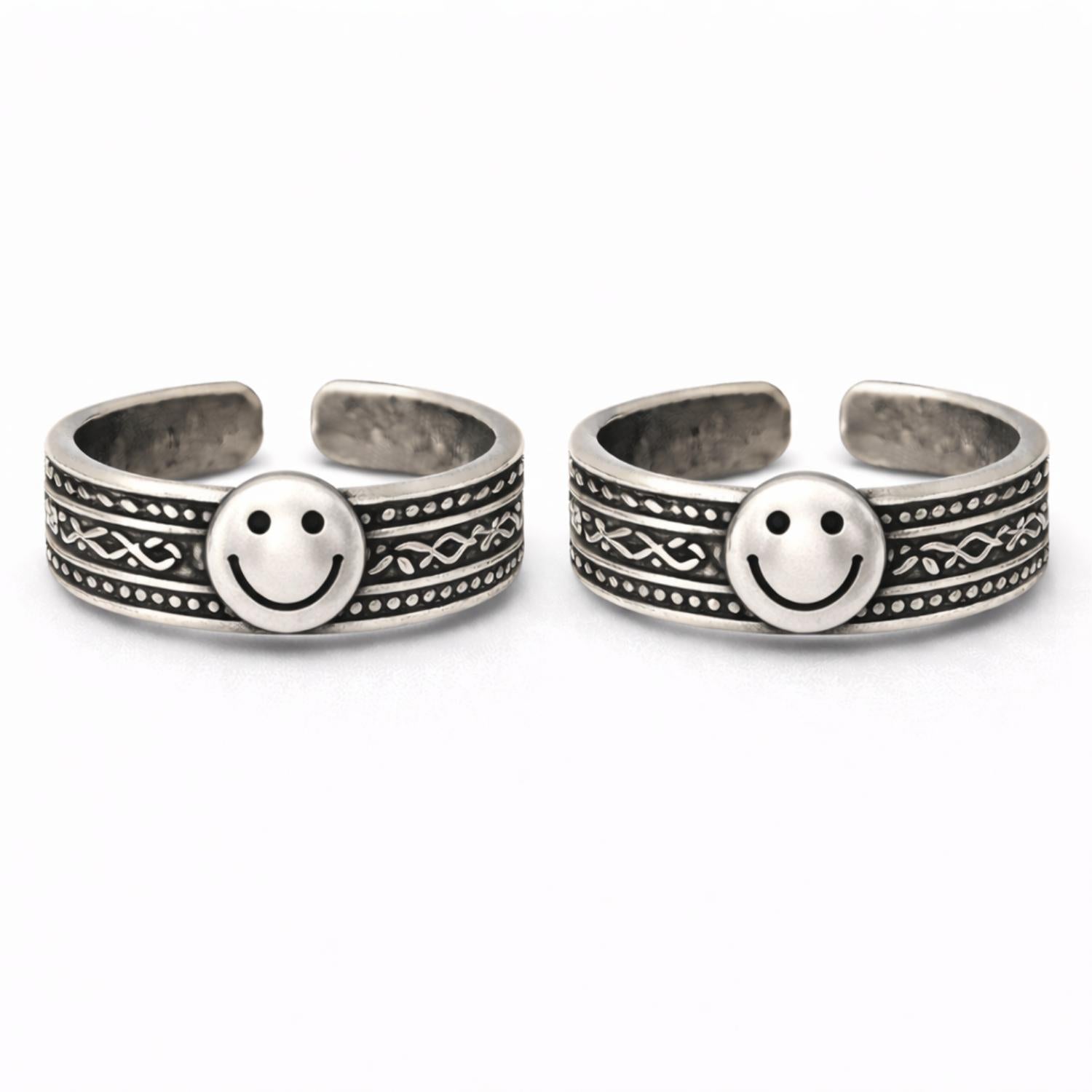 Smiley Face Adjustable Toe Ring - Sterling Silver Oxidized