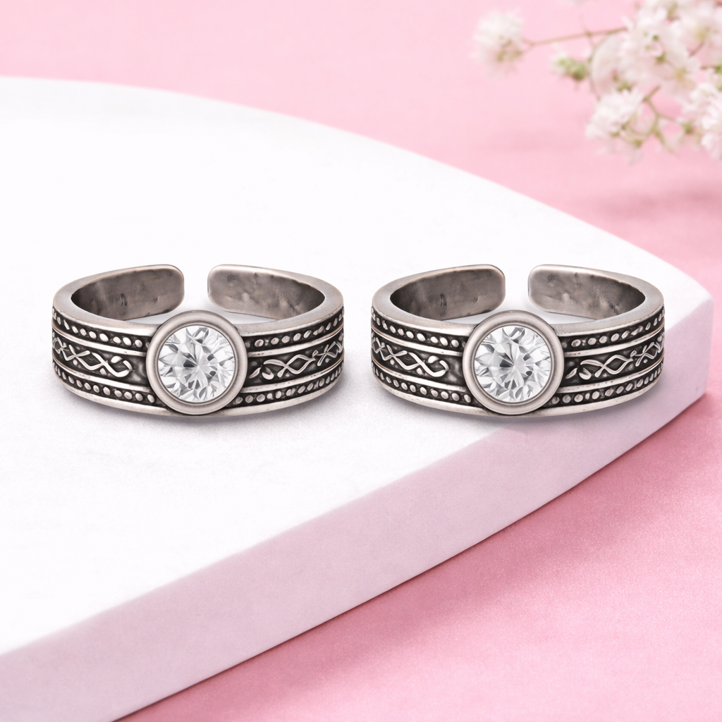 Tribal Engraved Adjustable Toe Ring - Sterling Silver Oxidized