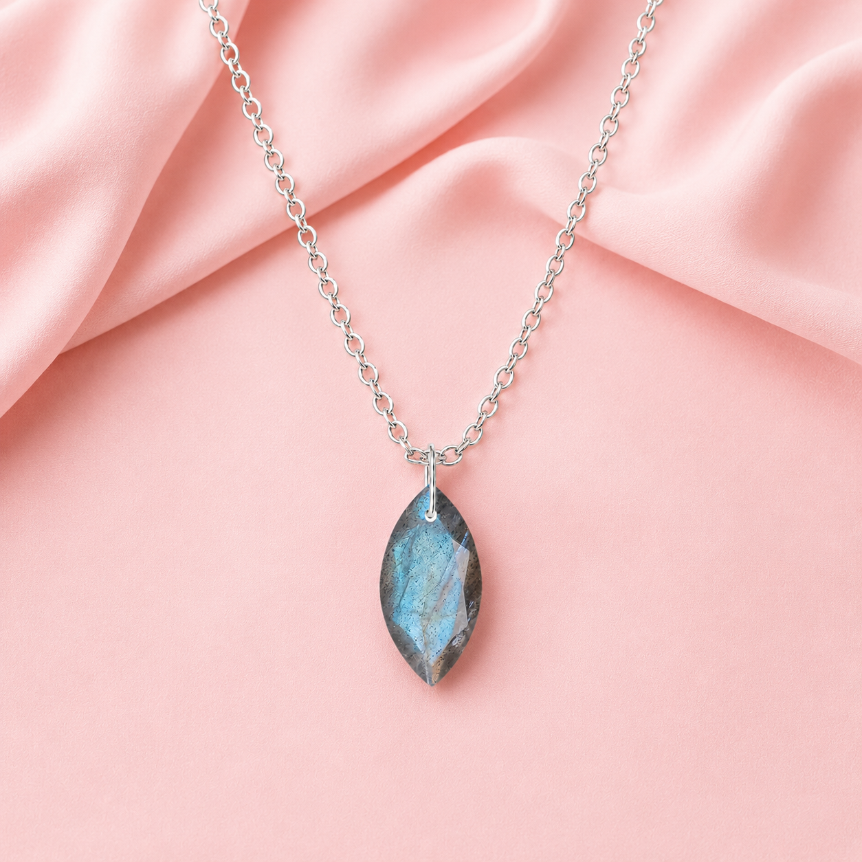 Labradorite Marquise Pendant Necklace - 925 Sterling silver